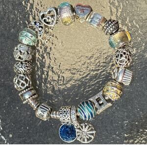 Authentic S925 ALE Pandora Bracelet, Gemini, Auntie. Mom, Anniversary, Dream Big